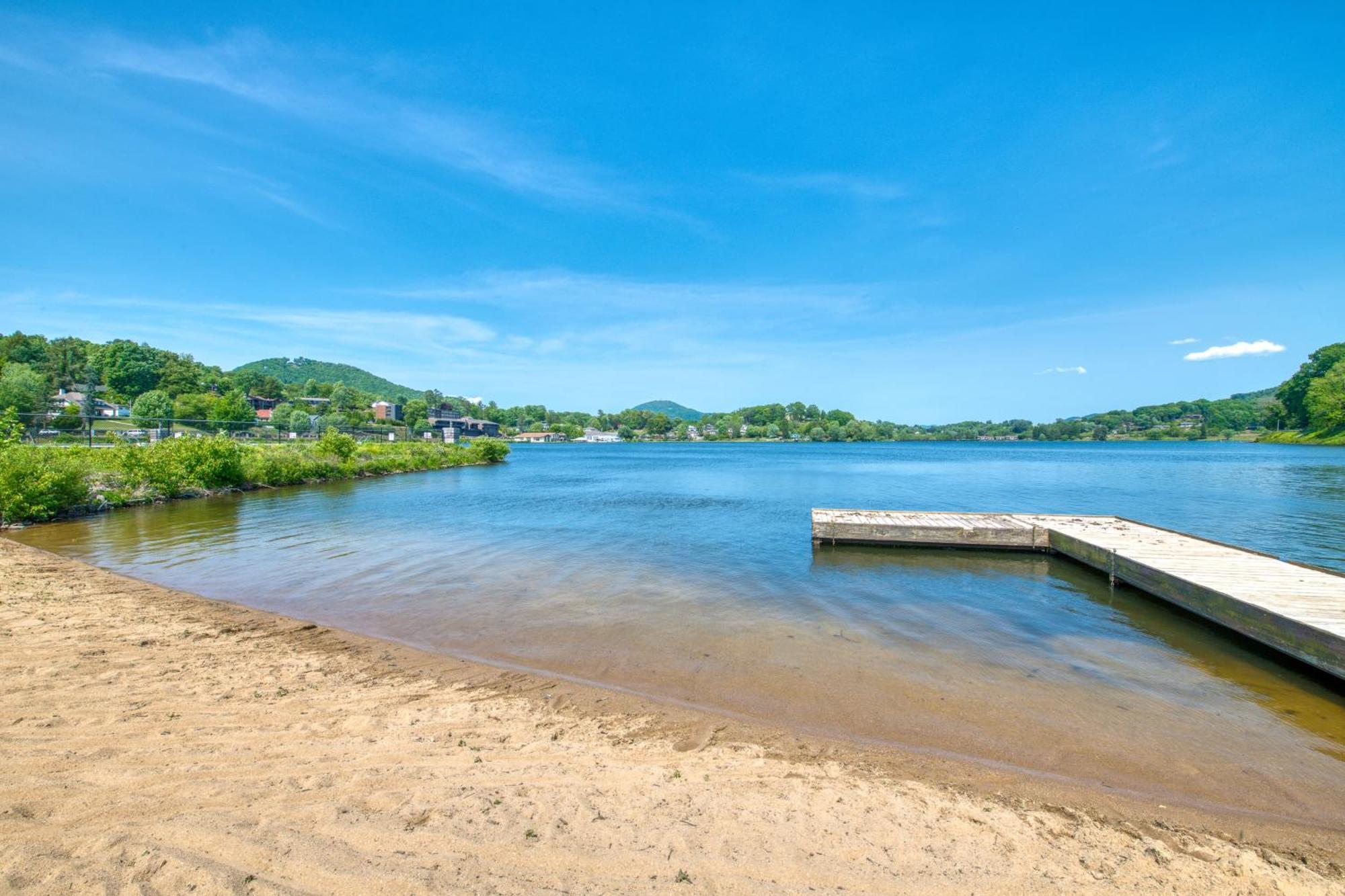 English Roses Lake Junaluska Exterior photo